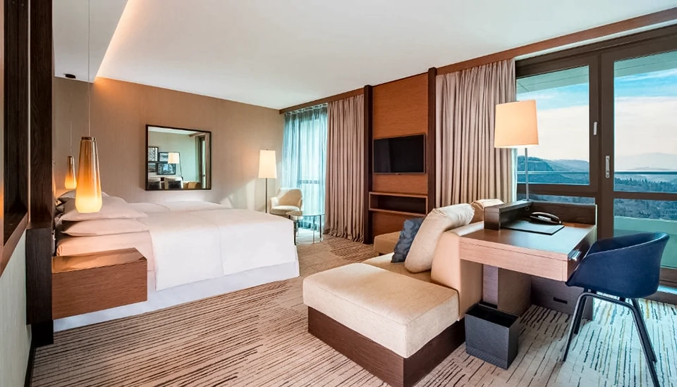 هتل شرایتون گرند متچی تفلیس